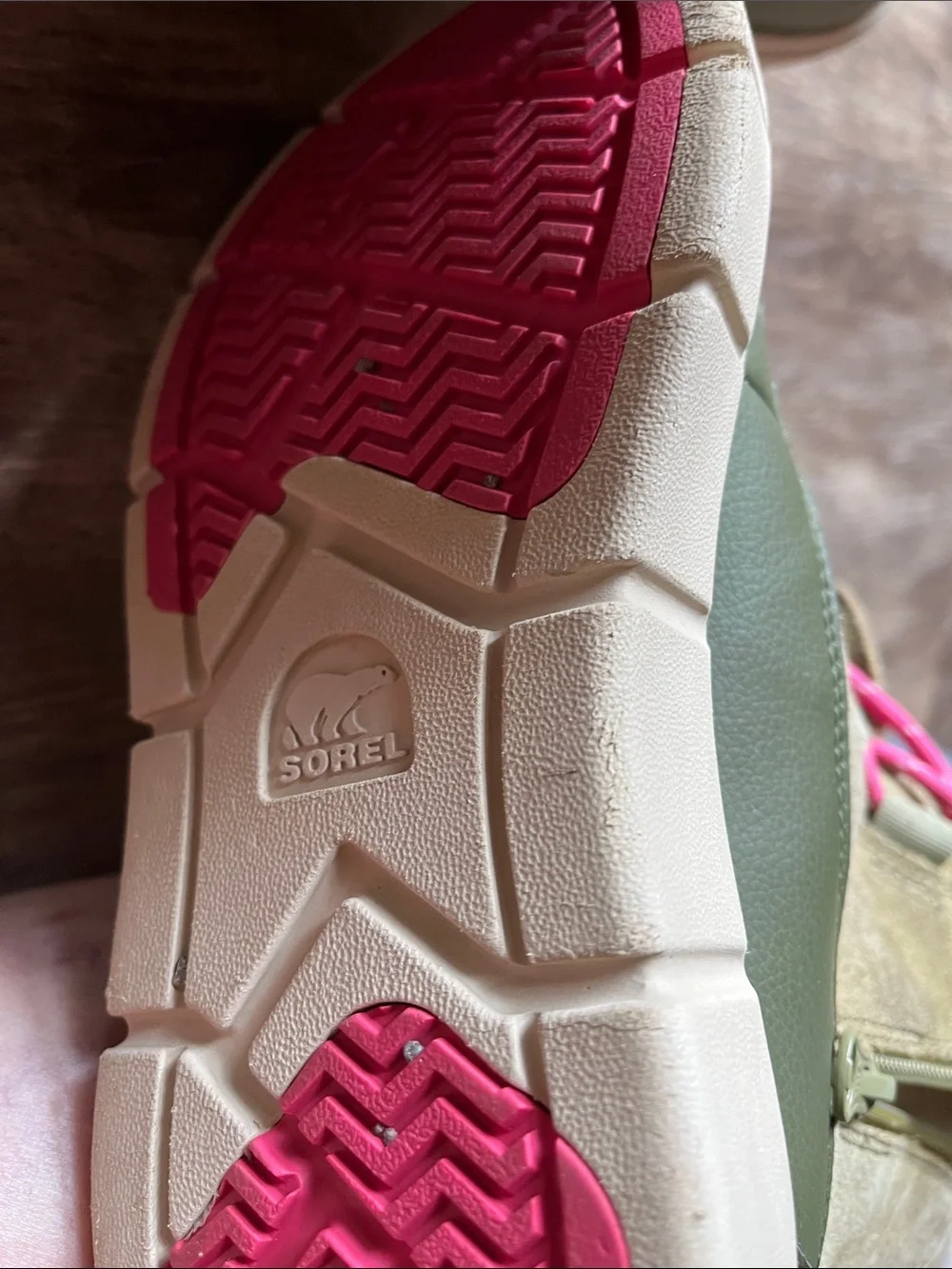 Sorel Kids Olive Suede & Green Rubber Winter Boot with Pink Laces